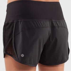 Lululemon Run Sun Sprinter Short Black 4” Inseam Size 6